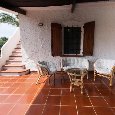 Paolina, Private Pool, Large Shady Patio, Bbq Villa Calasetta