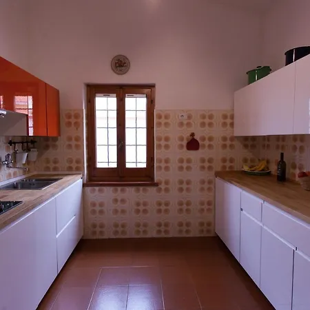Paolina, Private Pool, Large Shady Patio, Bbq