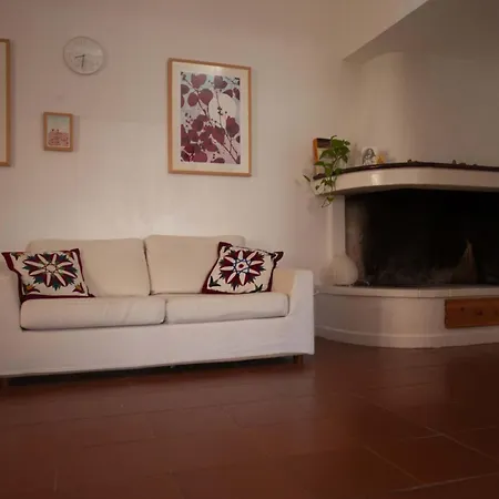 Villa Paolina, Private Pool, Large Shady Patio, Bbq